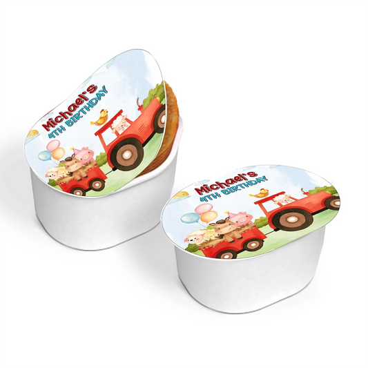 Farm animals theme mini Pringles label with barnyard characters, compact wrap layout, soft farm tones on white background